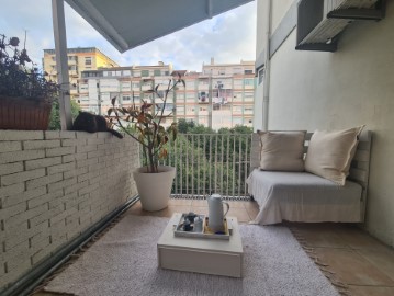 Apartment 2 Bedrooms in São Domingos de Benfica