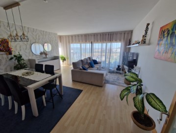 Apartment 4 Bedrooms in Seixal, Arrentela e Aldeia de Paio Pires