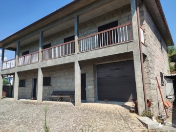 Casas rústicas 5 Habitaciones en Cambra e Carvalhal de Vermilhas