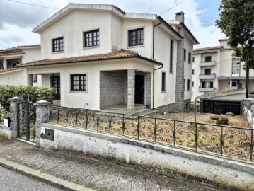 Casa o chalet 4 Habitaciones en Oliveira do Hospital e São Paio de Gramaços