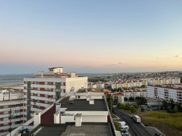 Piso 3 Habitaciones en Póvoa de Santa Iria e Forte da Casa