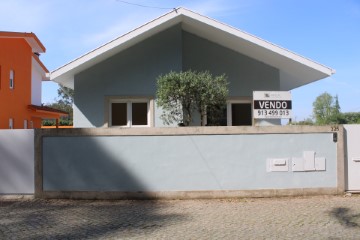 Maison 3 Chambres à Vilar e Mosteiró