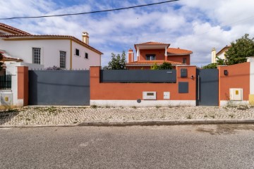 Maison 3 Chambres à Rio de Mouro