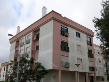 Apartment 2 Bedrooms in S.Maria e S.Miguel, S.Martinho, S.Pedro Penaferrim