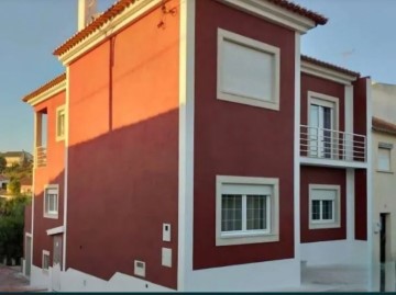 House 4 Bedrooms in Lamas e Cercal