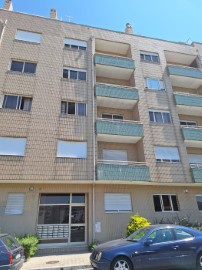 Apartment 3 Bedrooms in Vilar de Andorinho