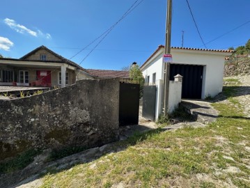 Quintas e casas rústicas 4 Quartos em São Cipriano