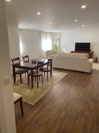 Apartamento 4 Quartos em Loures