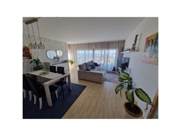 Apartment 4 Bedrooms in Seixal, Arrentela e Aldeia de Paio Pires