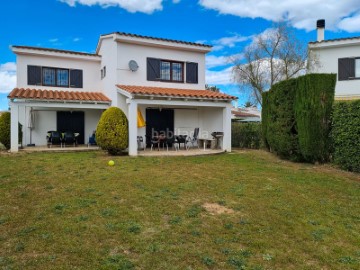 Casa o chalet 4 Habitaciones en Empuries