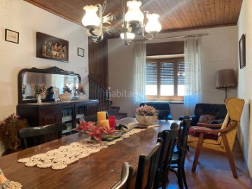 Country homes 5 Bedrooms in Peratallada