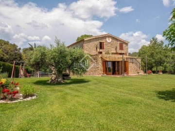 Country homes 5 Bedrooms in Manol