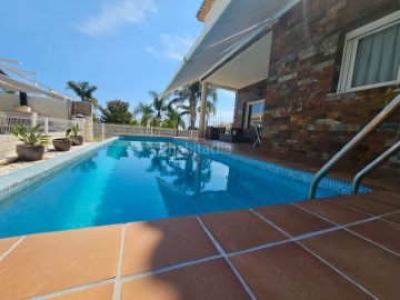 House 5 Bedrooms in Platja