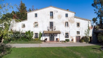 Country homes 4 Bedrooms in Veinat de Sant Llorenç