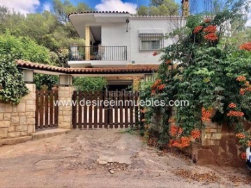 Casa o chalet 5 Habitaciones en Monteamor - La Carrasca - El Peucal