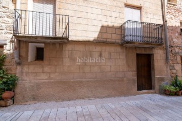 House 4 Bedrooms in Moncades