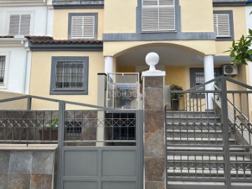 Casa o chalet 6 Habitaciones en Valdeastillas - Fuentezuelas