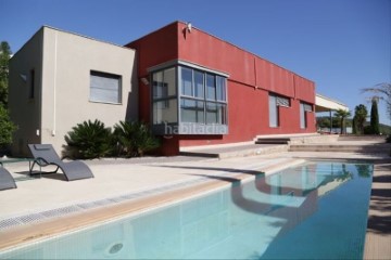 House 5 Bedrooms in Los Monasterios-Alfinach