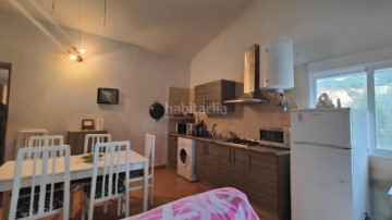 House 2 Bedrooms in Pliego