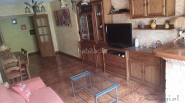House 4 Bedrooms in Pliego