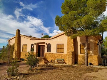 Country homes 4 Bedrooms in Las Canales