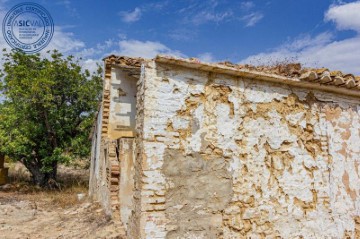 Casas rústicas en Urbanización Maset del Pou