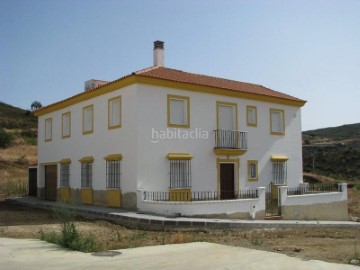 Casa o chalet 4 Habitaciones en El Almendro