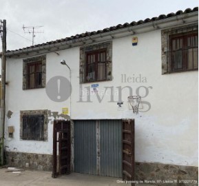 House 6 Bedrooms in Poligono Industrial 'Reves' de Alcarras