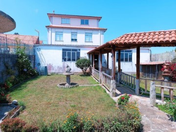 Casa o chalet 6 Habitaciones en Vilanova (San Tirso)