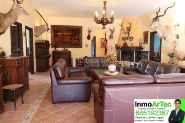 Country homes 9 Bedrooms in Illora