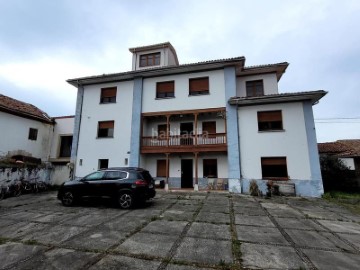 Casa o chalet 8 Habitaciones en Pría-Nueva-Hontoria-Naves