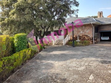 Casa o chalet 4 Habitaciones en La Aguilera - Costaján - Sinovas - La Calabaza