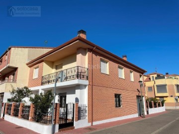 Casa o chalet 3 Habitaciones en Santovenia de Pisuerga