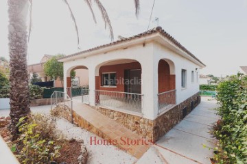 Casa o chalet 6 Habitaciones en La Cañada