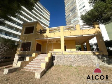 Casa o chalet  en Zona Playa de la Concha