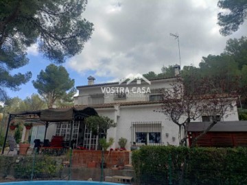 House 5 Bedrooms in Las Pedrizas