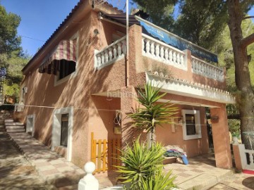 Casa o chalet 4 Habitaciones en Pinares del Mecli