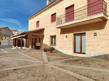 Country homes 5 Bedrooms in Sonseca
