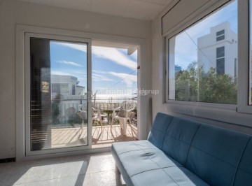 Apartment 1 Bedroom in Grifeu - Cap Ras - Els Estanys