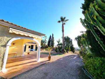 Country homes in Pueblo Español - Coveta Fumá