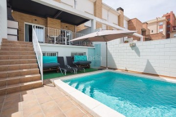 House 5 Bedrooms in Park nord - Casona