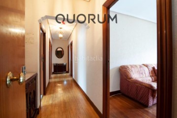 Apartment 3 Bedrooms in Urreta