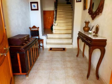 House 6 Bedrooms in Segorbe