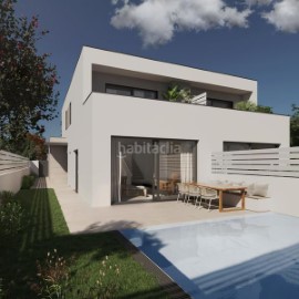 House 4 Bedrooms in Mas Riera