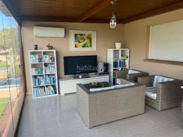 Apartment 3 Bedrooms in Romeral