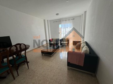 Apartment 3 Bedrooms in Silla