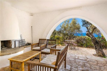 House 3 Bedrooms in Sa Cala