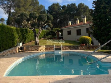 House 4 Bedrooms in Pla de Baix