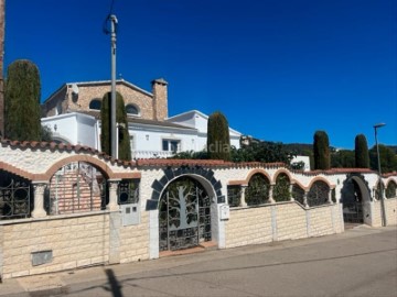 Maison 6 Chambres à Nord