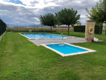 Apartment 1 Bedroom in Castañares de Rioja